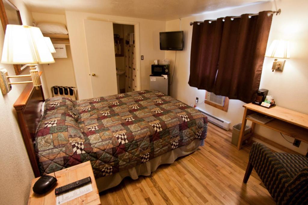 Falls Motel Thompson Falls Rum bild