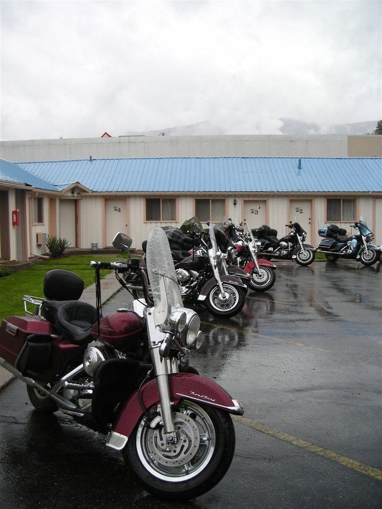 Falls Motel Thompson Falls Exteriör bild